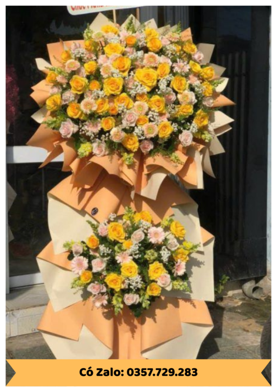 Bó hoa tươi thực tế được chụp tại shop gửi khách hàng xác nhận trước khi giao tại Đống Đa