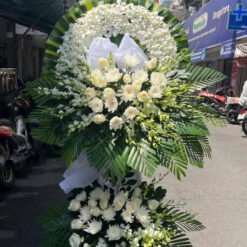 Kệ Hoa Chia Buồn Thành Kính - Phục Vụ 24/7, Giao Hỏa Tốc 2H