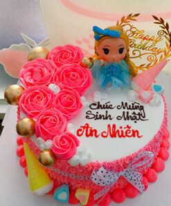 Bánh Kem Búp Bê Elsa