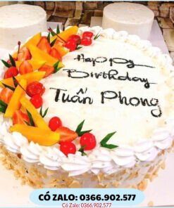 Bánh Kem Trang Trí Hoa Tươi Cao Cấp