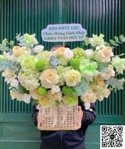 Giỏ Hoa Tươi Rực Rỡ Chúc Mừng Thăng Tiến 2026