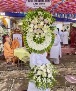 Kệ Hoa Tang Lễ Tiễn Biệt Cuối Cùng Trang Nghiêm